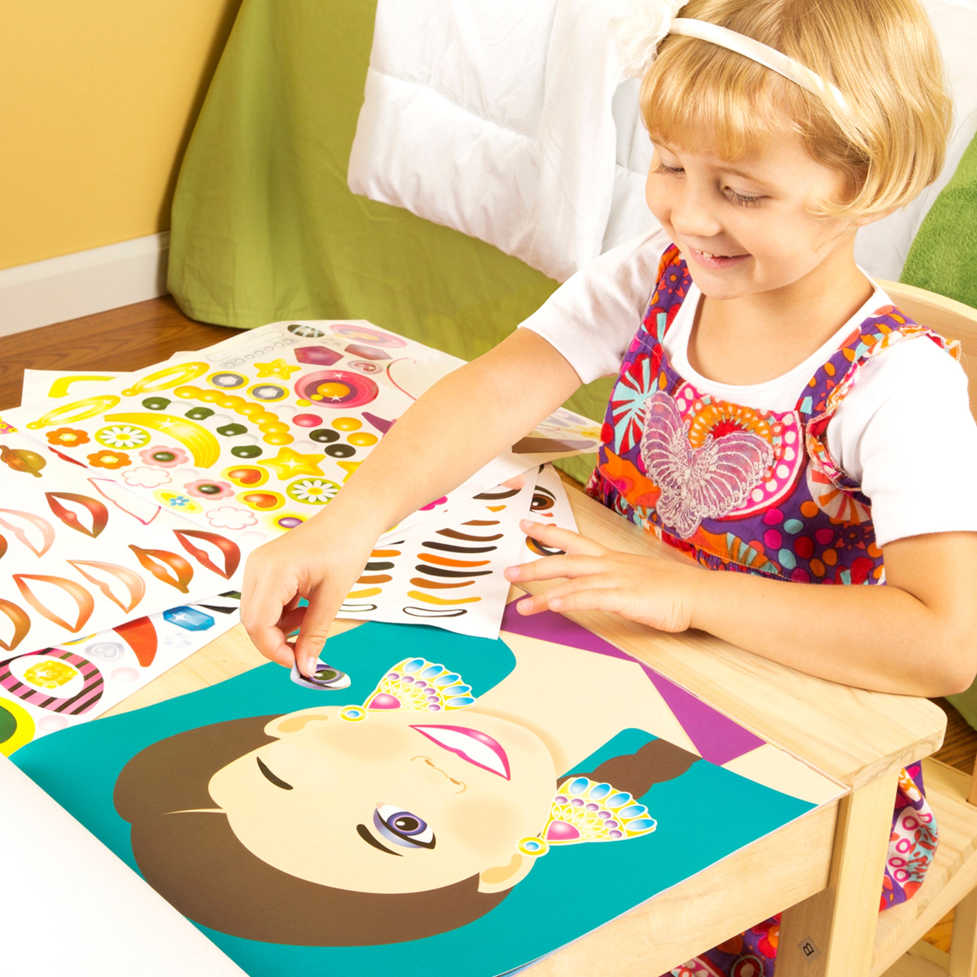 Melissa & Doug Make-a-Face Sticker Pad - Fashion Faces - Image 10