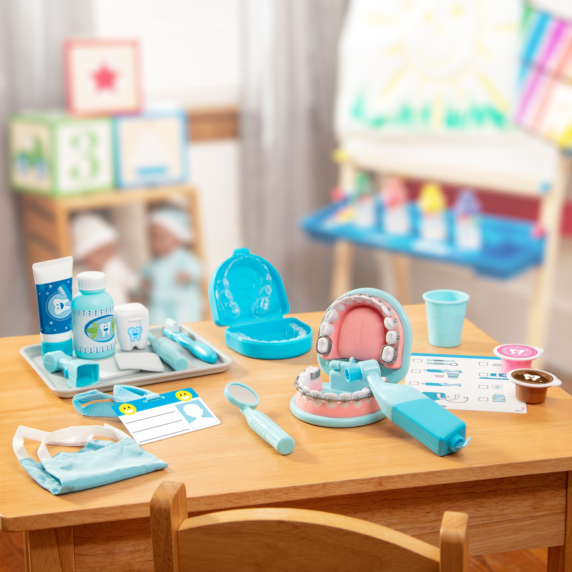 Melissa & Doug Super Smile Dentist Play Set - Image 10