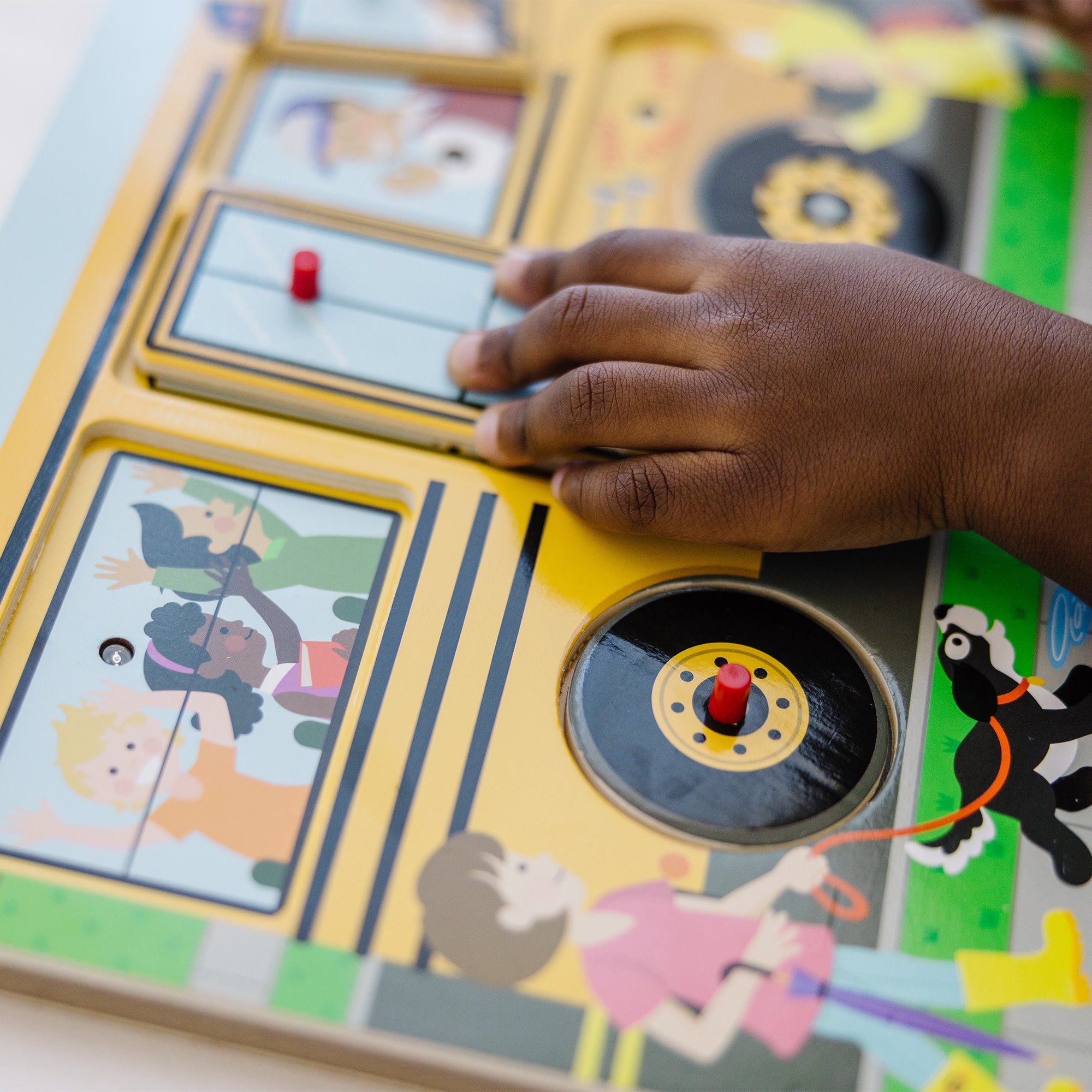 Melissa & Doug The Wheels on the Bus Song Puzzle - 6 Pieces - Image 9