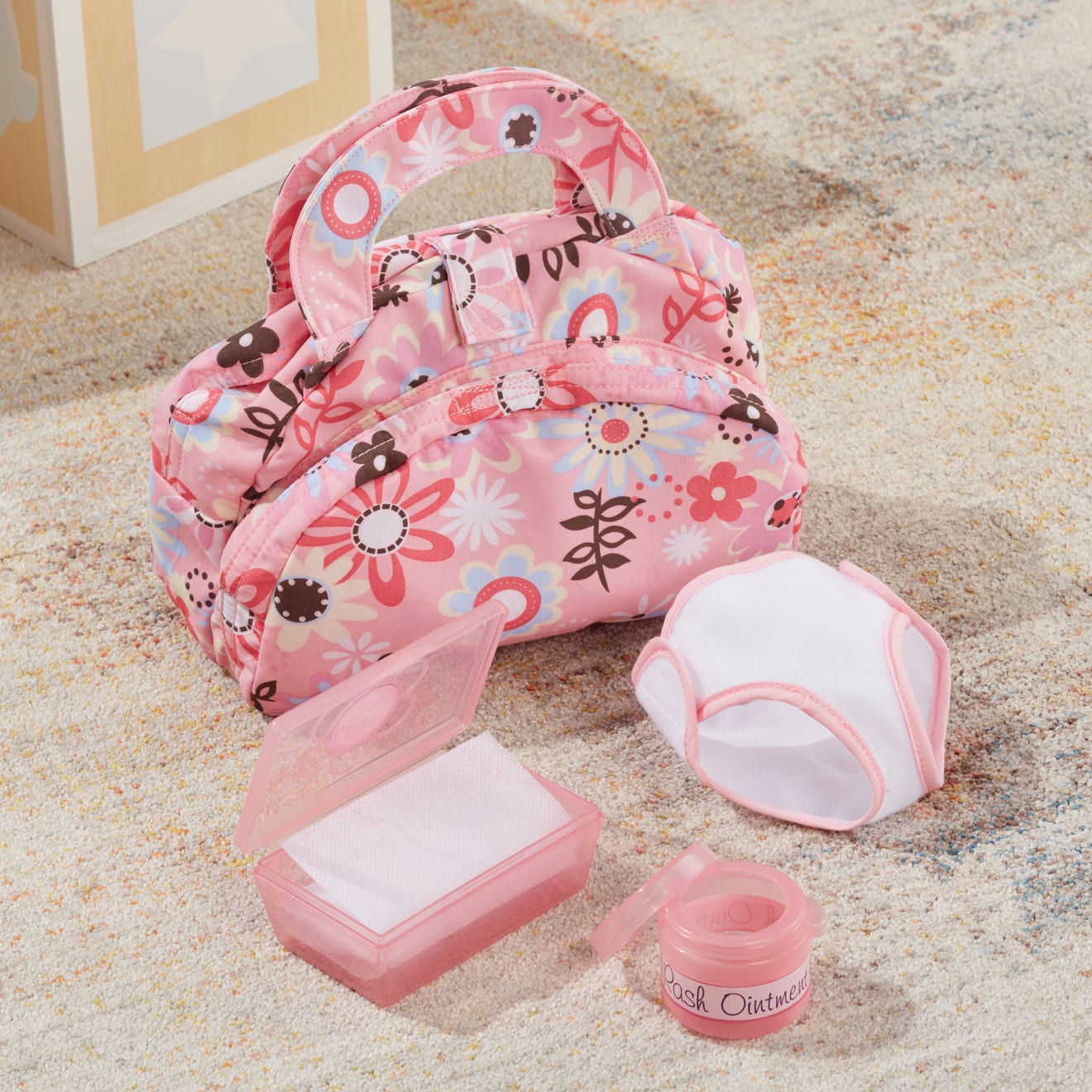 Melissa & Doug Mine to Love - Diaper Bag Set - Image 9