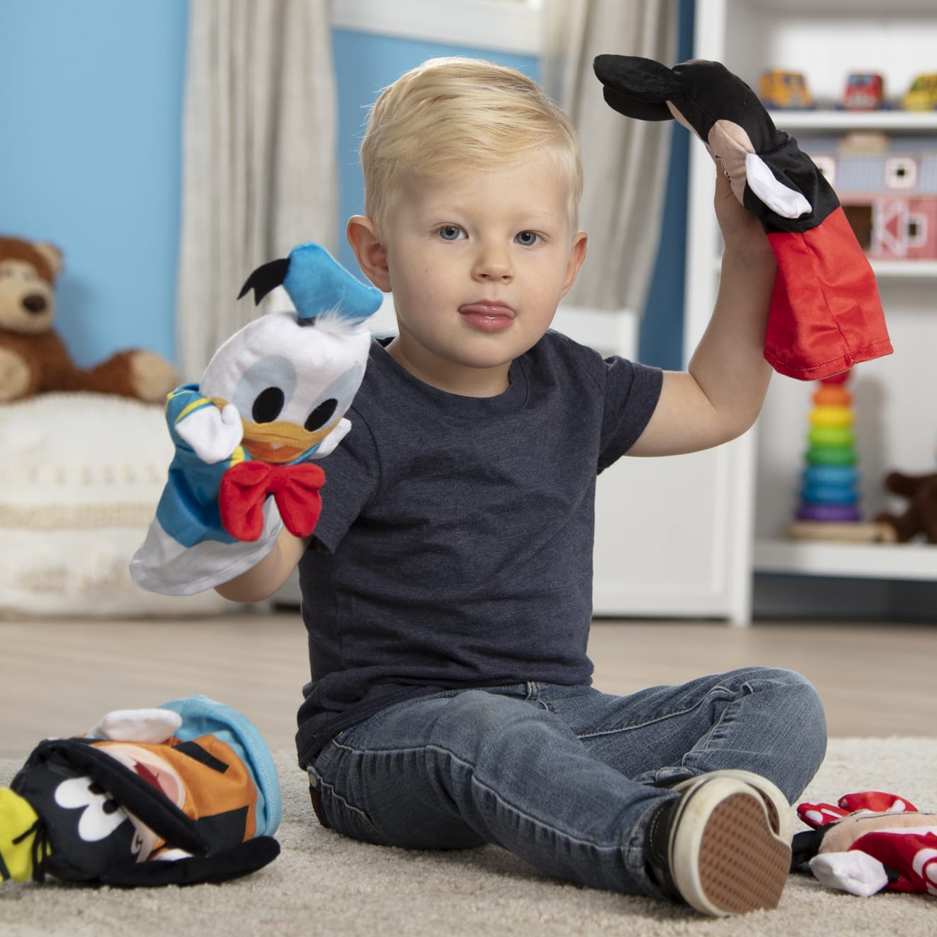 Melissa & Doug Disney Mickey Mouse & Friends Soft & Cuddly Hand Puppets - Image 7