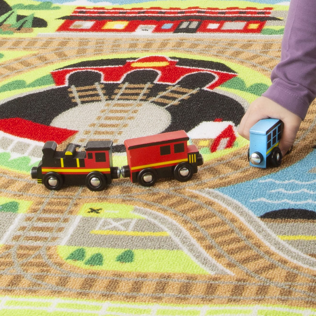 Melissa & Doug Round the Rails Train Rug - Image 7