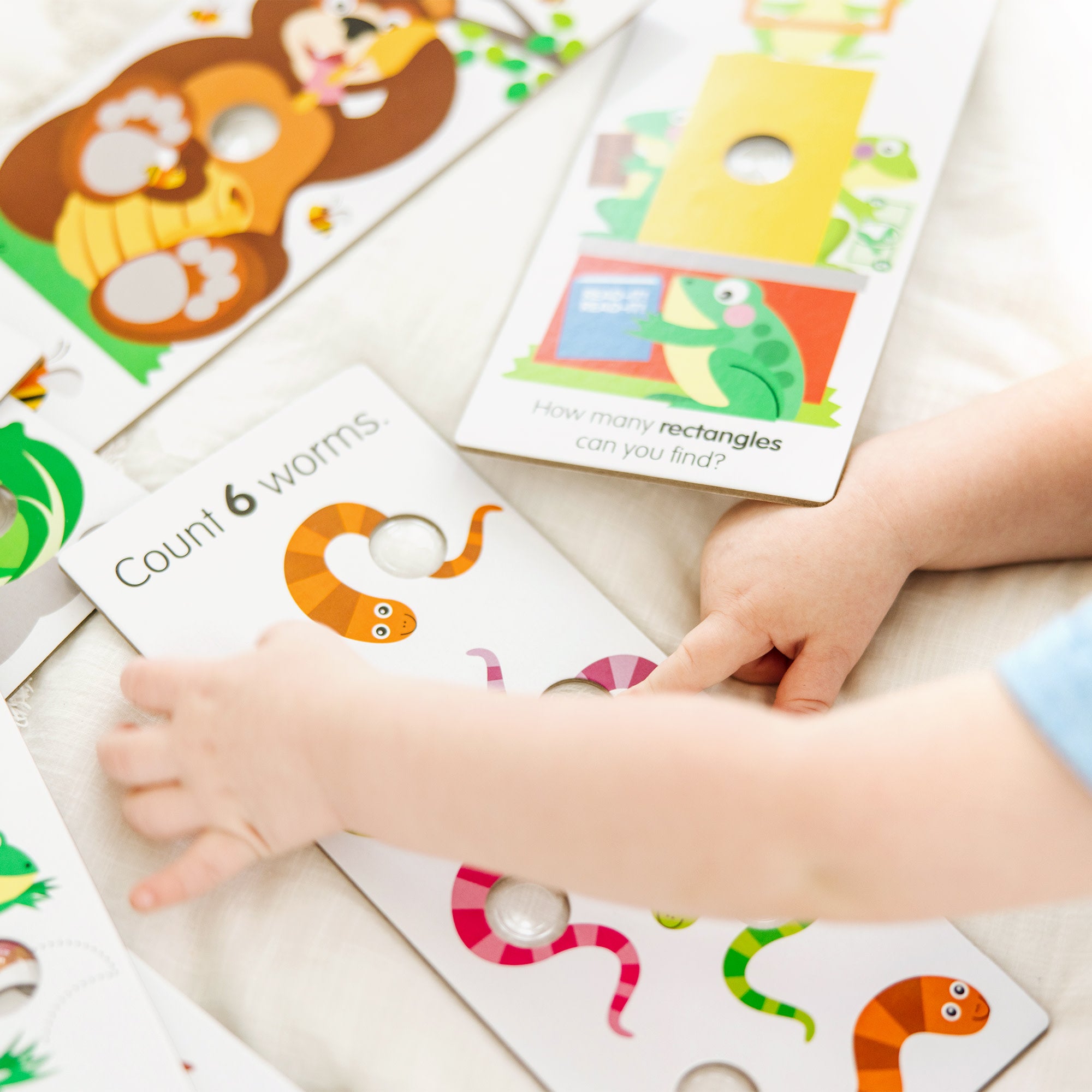 Melissa & Doug Poke-A-Dot Jumbo Number Learning Cards - Image 2