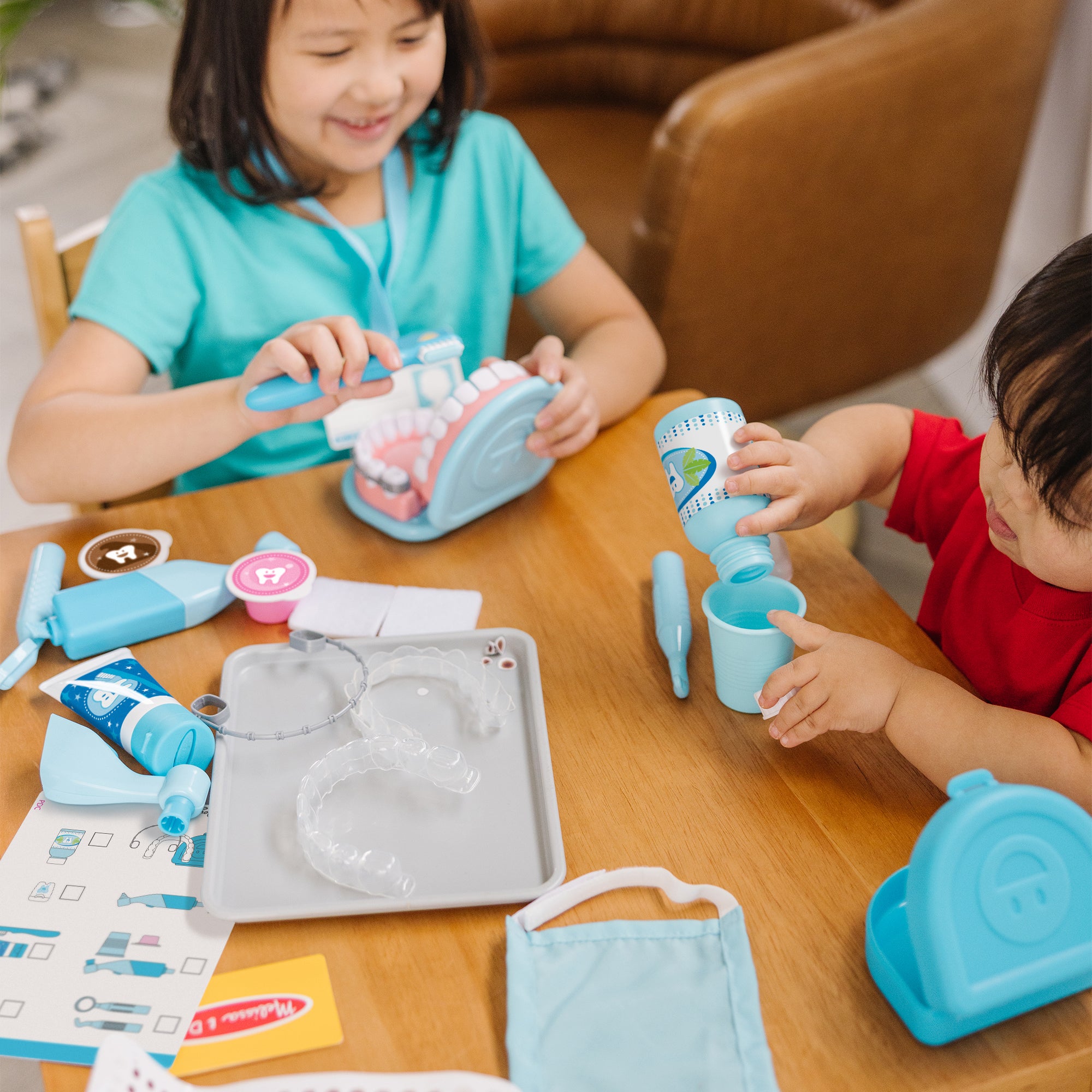 Melissa & Doug Super Smile Dentist Play Set - Image 7